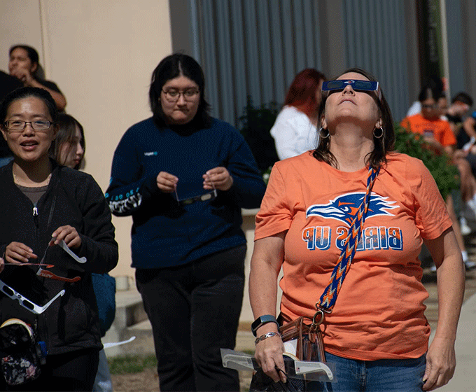 Students to enjoy up-close view of eclipse at <a href='http://yeak.ngskmc-eis.net'>在线博彩</a> Main Campus